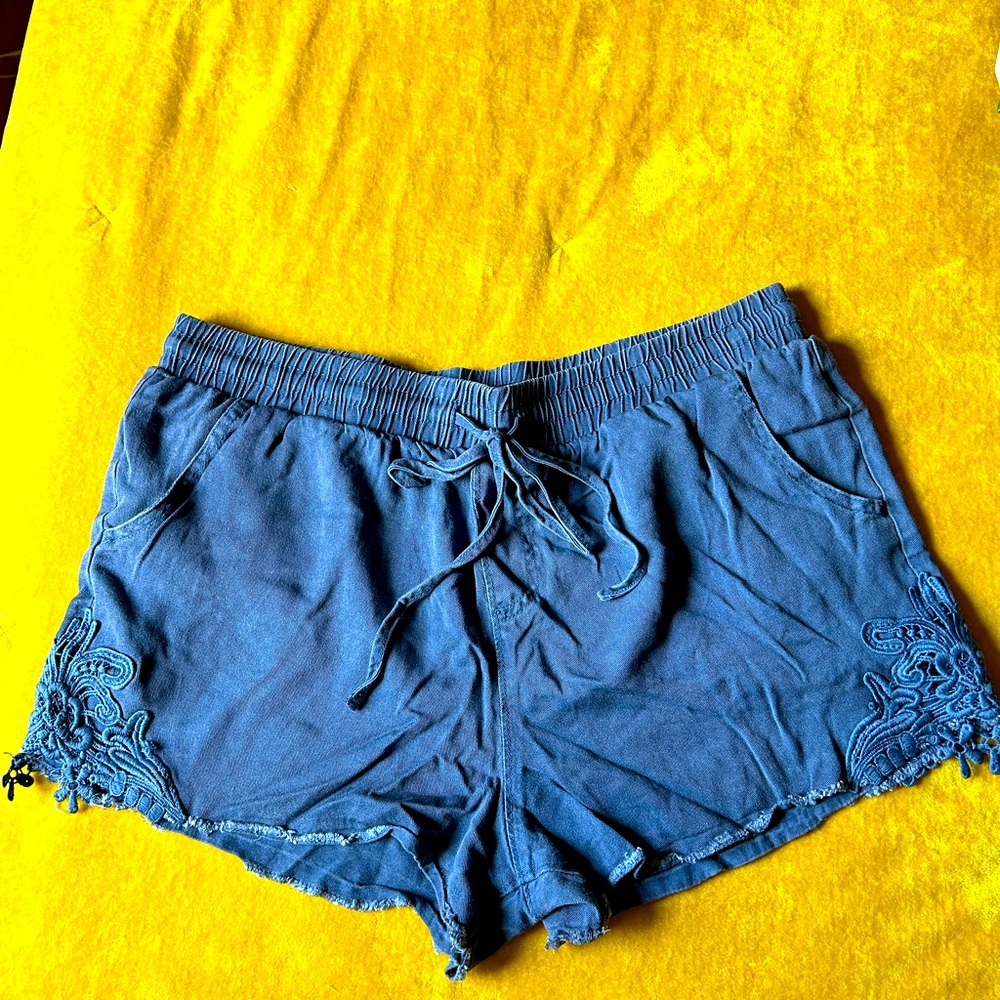 Knox Rose boho shorts size L
